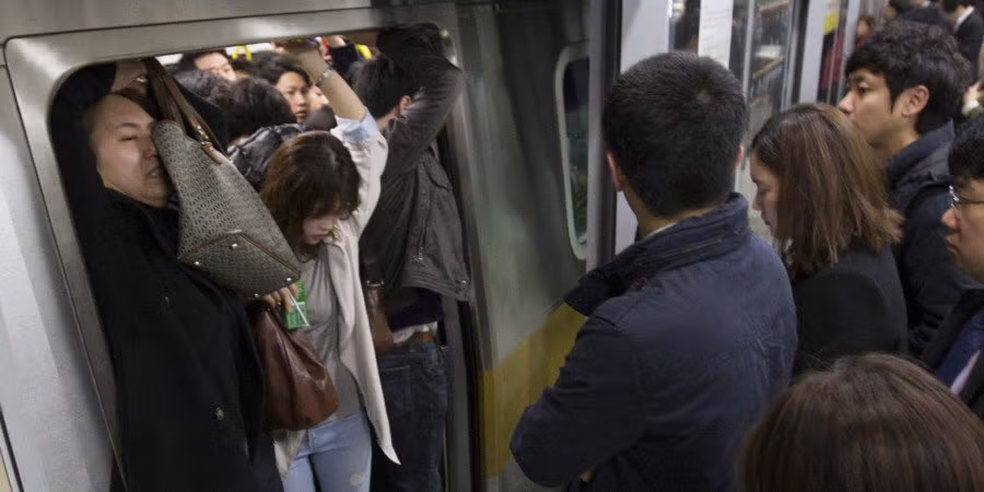 수도권 직장인들 삶의 질 박살내는 1티어 4