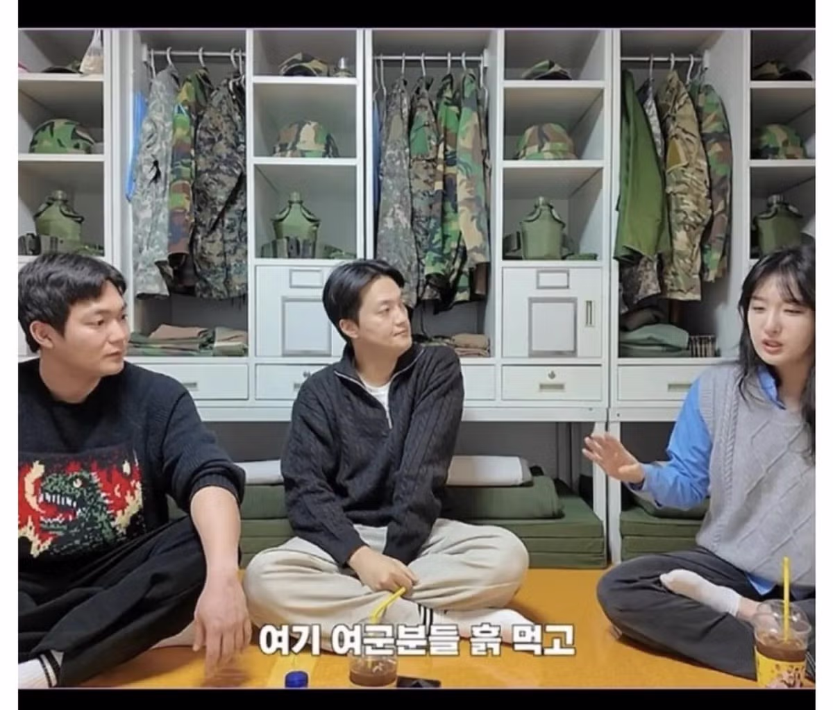 여군들이 단체로 퇴소하는 이유.jpg 12