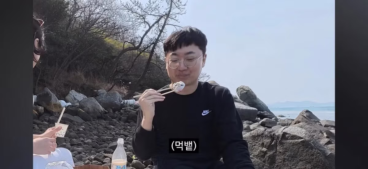 공무원들이 당근을 흔든것 같다는 이번 김선태 여수 섬박람회 홍보영상 35