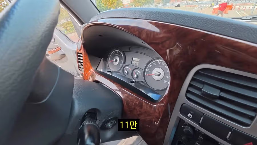 사실상 사회고발이었던 김선태의 여수 홍보 영상 16