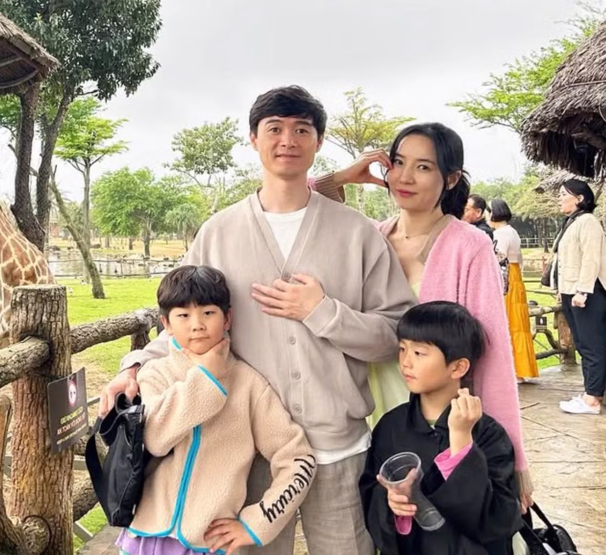 여자친구가 시각장애인이 된 남자친구를 떠나지 않은 이유 .jpg (사진 수정) 8