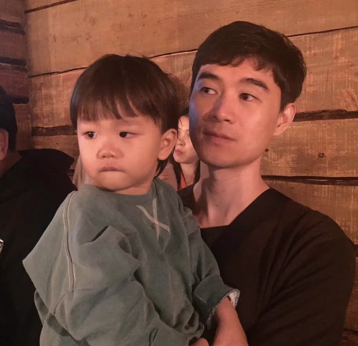 여자친구가 시각장애인이 된 남자친구를 떠나지 않은 이유 .jpg (사진 수정) 13