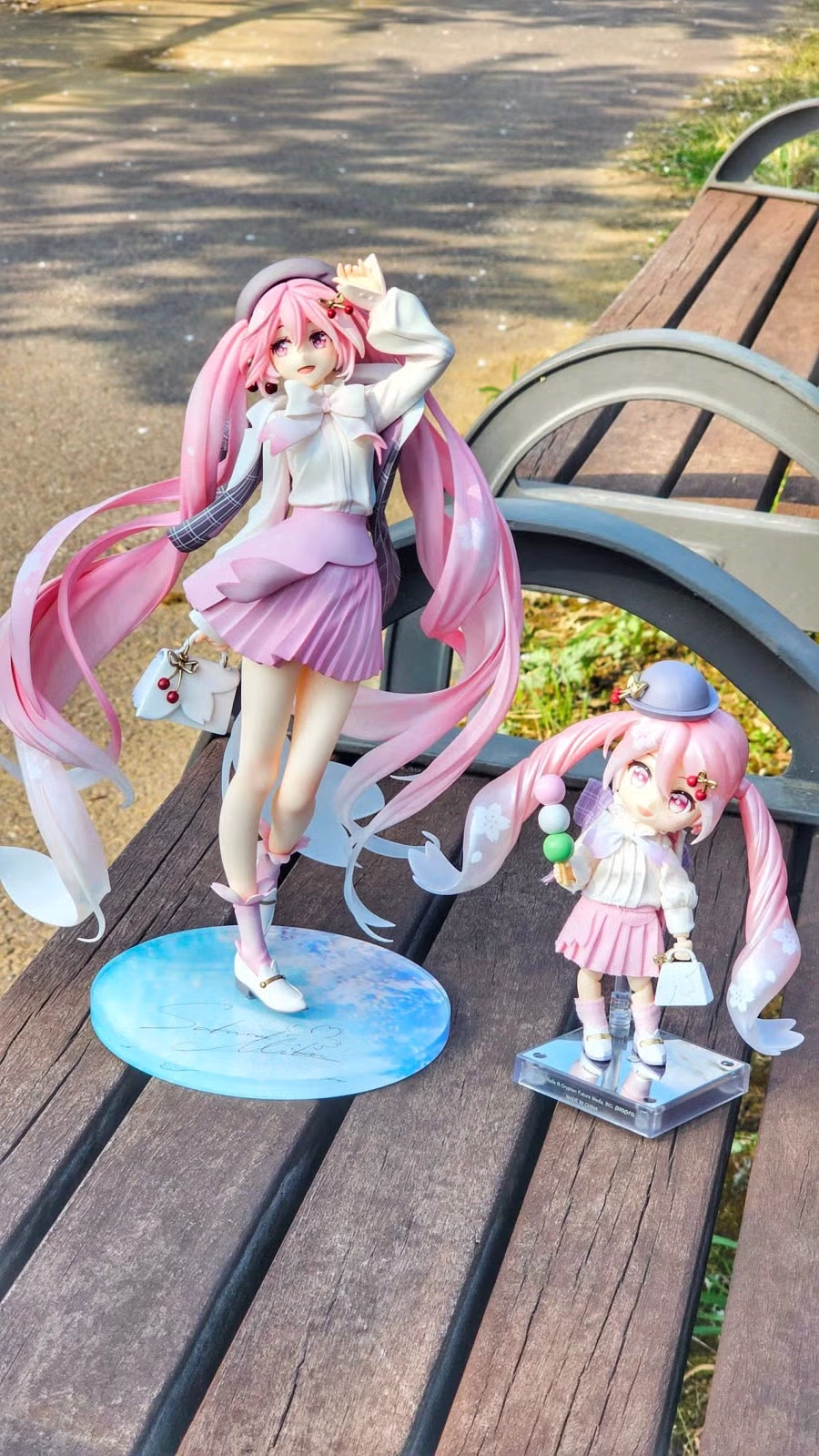 벚꽃날리는 날에 사쿠라미쿠 피규어를 찍어봤습니다 7