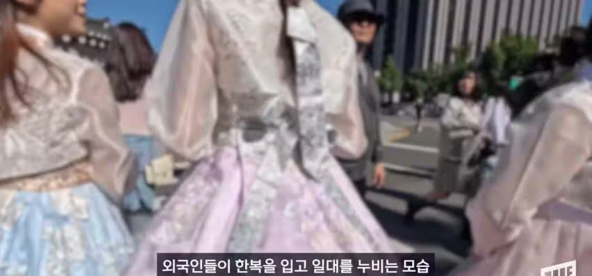 광화문에 나타난 코 막은 조선 왕의 정체 - 에토랜드 인기글 이미지 42 - 밈카세