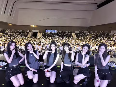 스테이씨 홍콩 팬콘서트 투어 마무리 - 인벤 인기글 이미지 3 - 밈카세