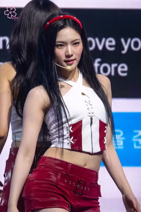 스테이씨 홍콩 팬콘서트 투어 마무리 - 인벤 인기글 이미지 8 - 밈카세