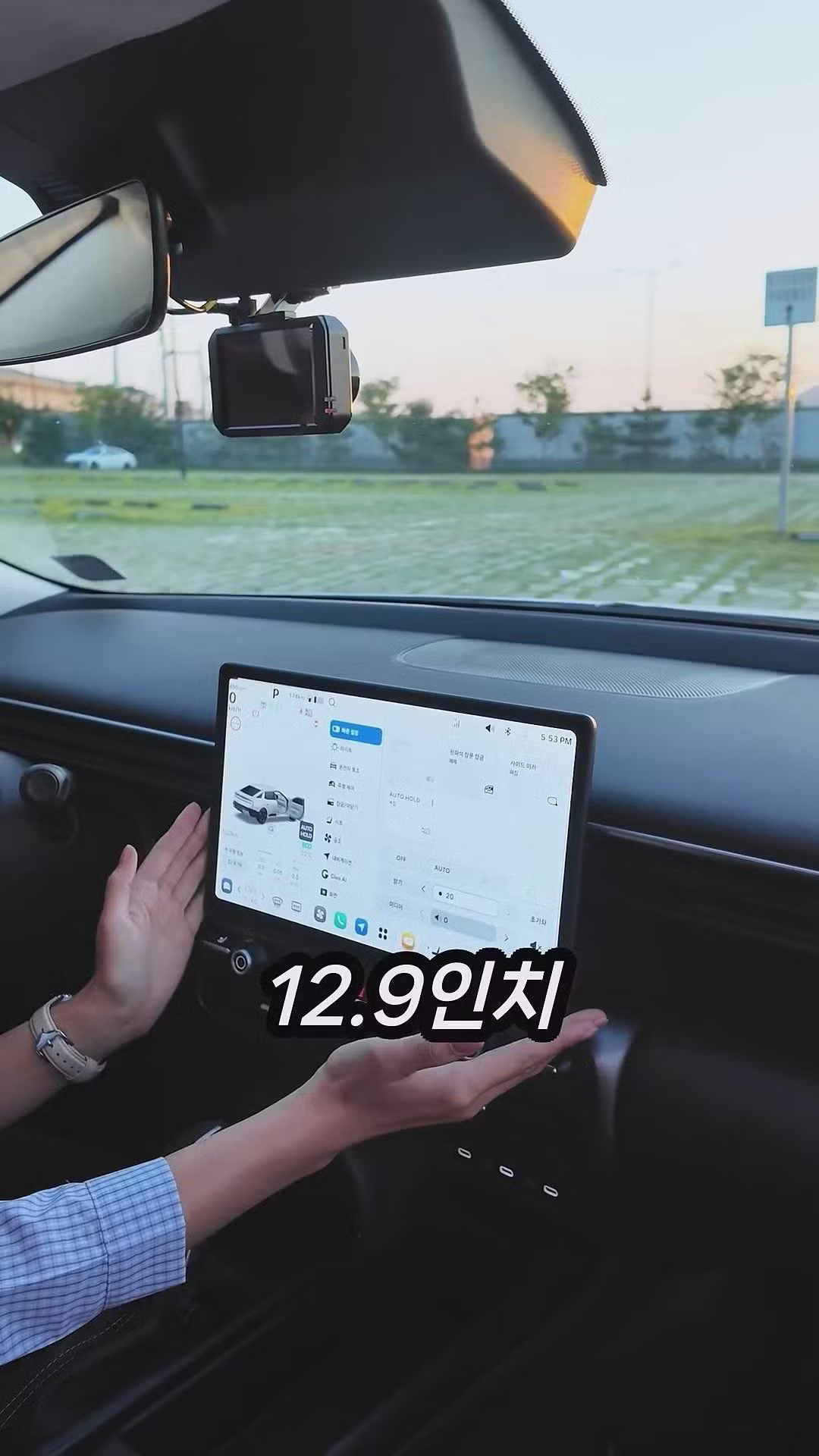아반떼 신형 CN8 깡통 실내 수준 - 보배드림 인기글 이미지 8 - 밈카세
